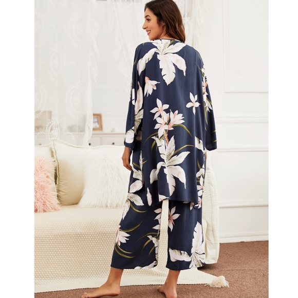 3 Piece Navy Color Floral Print Pajama Set - Picture 2 of 10